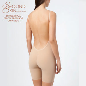 Body pantalón escote profundo y espalda baja